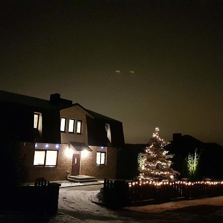 Vidu Guest House Utena Exterior foto
