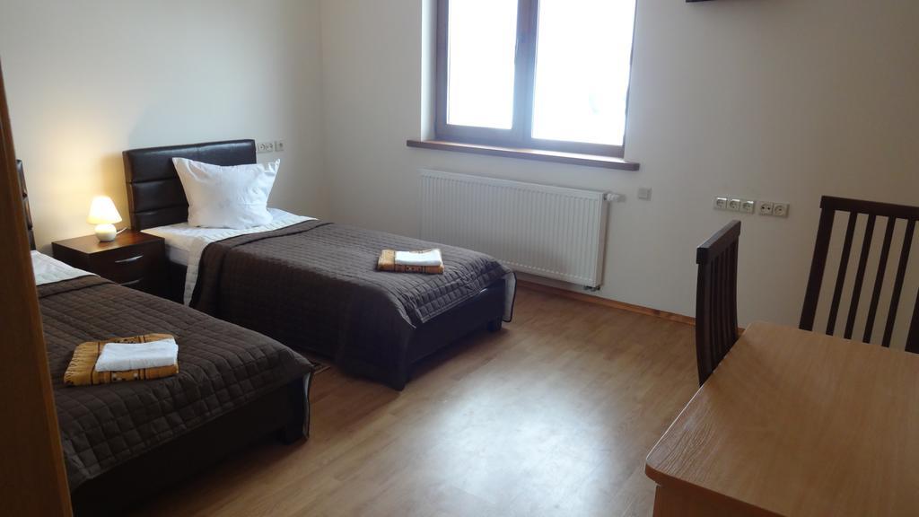 Vidu Guest House Utena Exterior foto