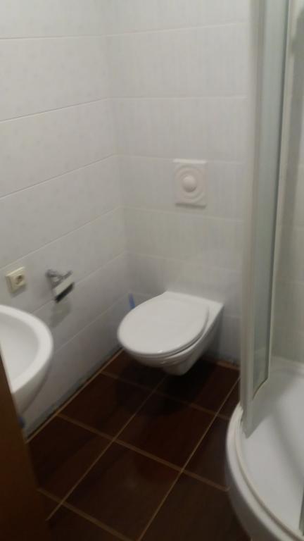 Vidu Guest House Utena Exterior foto