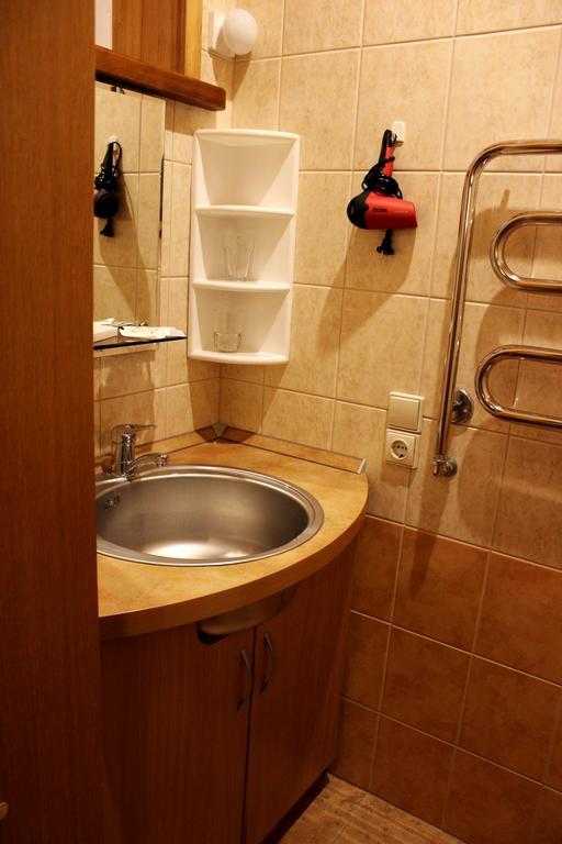 Vidu Guest House Utena Exterior foto