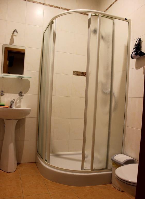 Vidu Guest House Utena Exterior foto